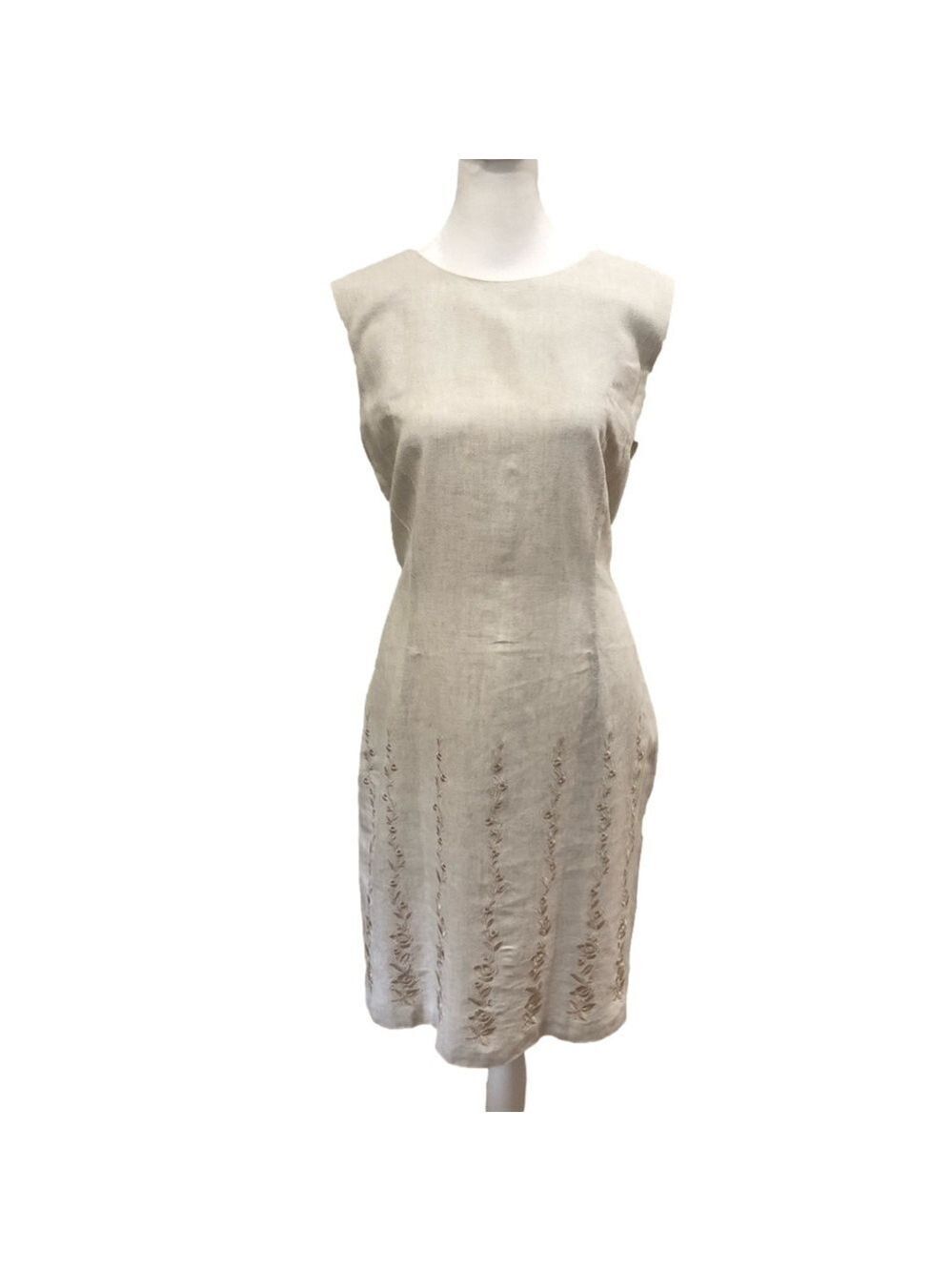 Bice linen blend sheath dress with embroidered embellishments. Sleeveless Size M